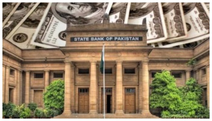 International agencies are also praising the improvement in the Pakistani economy