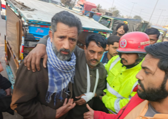 Lahore Sewer Blast Leaves Four Injured; Cause Unknown