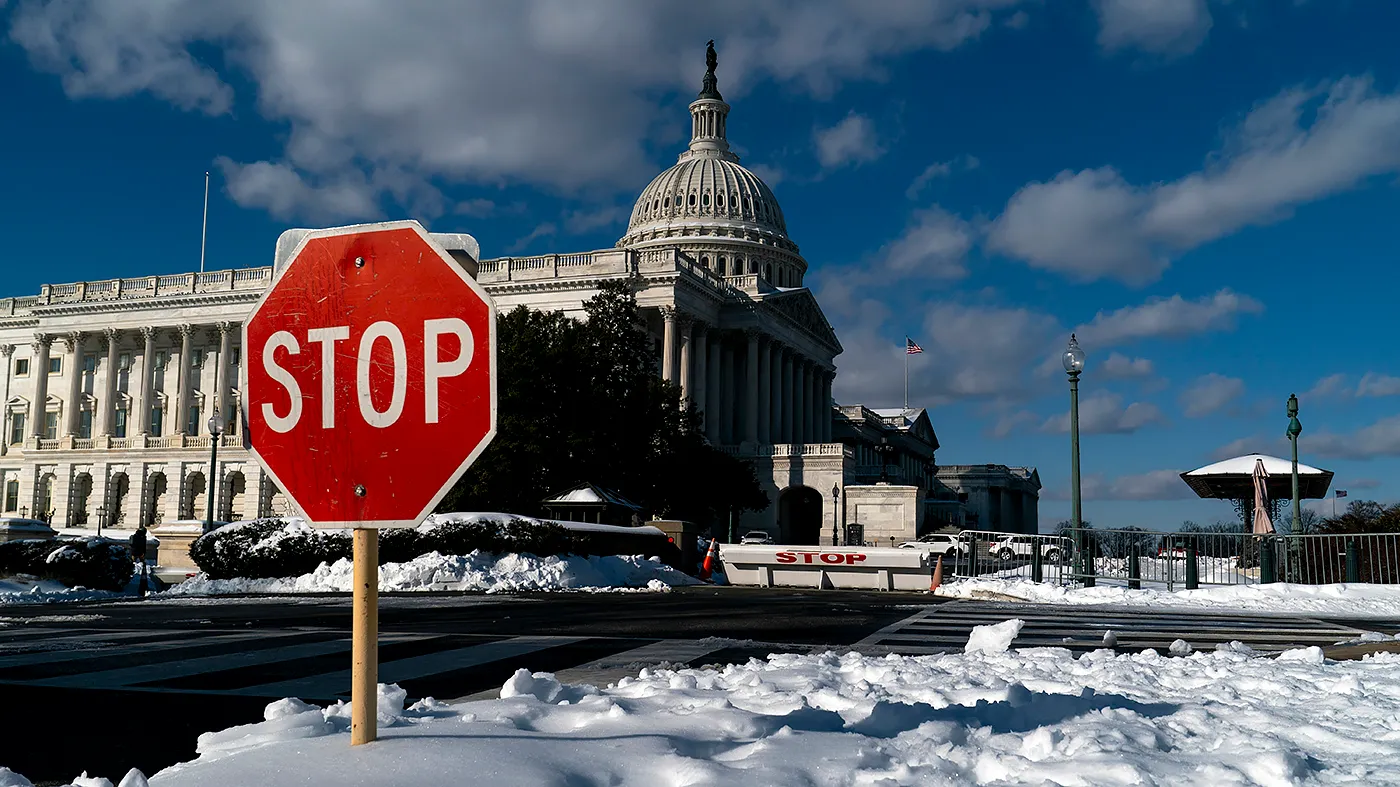 US Government Temporarily Shuts Down as House Delays Funding Vote